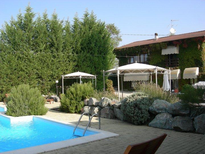 Premiata Osteria Dei Fiori Bed & Breakfast Cortiglione Room photo